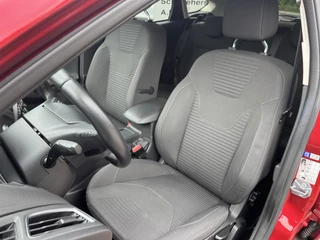 Ford Focus Ford Focus 1.5 Ecoboost Titanium 150pk Automaat | Trekhaak | Navigatie | Voorruit verwarming | 17 inch velg | Climate control - afbeelding nr 14