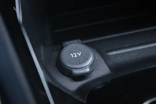 Peugeot 2008 Peugeot 2008 1.2 130PK AUTOMAAT GT PACK | NAVIGATIE | FULL LED KOPLAMPEN | DRAADLOZE APPLE CARPLAY/ANDROID AUTO | ADAPTIVE CRUISE CONTROL | CAMERA VOOR + ACHTER | CLIMATE CONTROL | LICHTMETALEN VELGEN 17