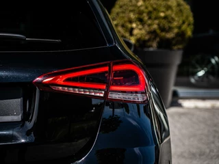 Mercedes-Benz A-Klasse Mercedes A-klasse a250e AMG|PANO|18''|CAMERA|ACC|SFEERV. - afbeelding nr 39