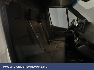 Mercedes-Benz Sprinter Mercedes-Benz Sprinter 317 CDI 170pk L3H2 Euro6 Airco | Camera | Apple Carplay | Android Auto | 2800kg Trekhaak Cruisecontrol, Bijrijdersbank - afbeelding nr 9