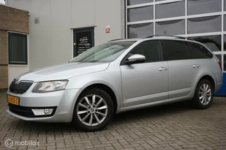 Škoda Octavia Skoda Octavia Combi 1.2 TSI Greentech Ambition ECC/NAVI/PDC - afbeelding nr 4