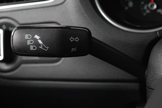Volkswagen Polo Volkswagen Polo 1.0 TSI Highline Automaat (NAVIGATIE, CLIMA, STUURBEDIENING, PARKEERSENSOREN, GOED ONDERHOUDEN) - afbeelding nr 15