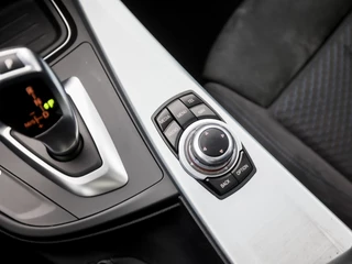 BMW 4 Serie 184Pk Automaat (SCHUIFDAK, M PAKKET, NAVIGATIE, ALCANTARA, STOELVERWARMING, SPORTSTOELEN, GETINT GLAS, XENON, PARKEERSENSOREN, CRUISE, NIEUWE APK, NIEUWSTAAT) - afbeelding nr 28