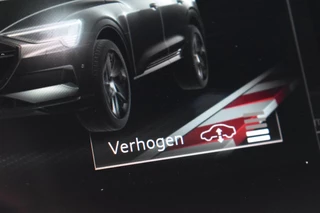 Audi e-tron Audi e-tron e-tron 50 quattro Launch edition Black 71 kWh Pano Lane ACC Luchtvering - afbeelding nr 36