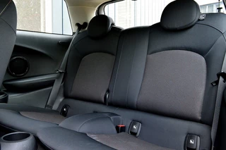 MINI One MINI One Mini 1.5 First Essential Rijklaarprijs-Garantie Navigatie Led Airco 17 Inch Apple carplay - afbeelding nr 13