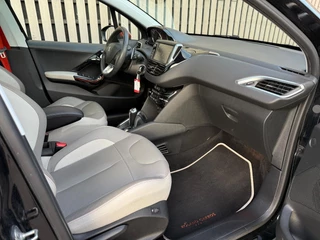 Peugeot 208 Peugeot 208 1.2 e-VTi Roland Garros - Pano - Leer - afbeelding nr 5