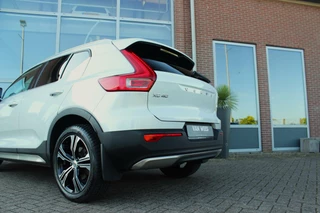 Volvo XC40 ➡️ Volvo XC40 1.5 T5 Recharge Inscription 262 pk | 1e eigenaar | 19 inch | Camera | Dakraam | LED | DAB | Trekhaak | Voorruit verwarming | Telefoon lader | NL auto | inc BTW | - afbeelding nr 51