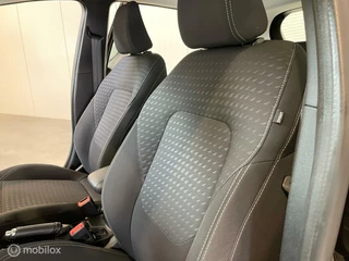 Ford Fiesta Ford Fiesta 1.0 EcoBoost Titanium, Navi|NL auto|Airco|Carplay|1e eigenaar|Cruise|6 versn. - afbeelding nr 19
