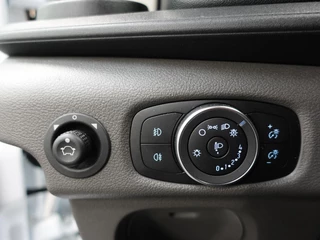Ford Transit Ford Transit 310 2.0 TDCI L2H2 Trend Automaat Airco Navigatie Bluetooth Camera Cruise Control Trekhaak - afbeelding nr 18