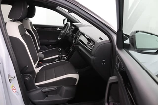 Volkswagen T-Roc Volkswagen T-Roc 1.5 TSI Sport | Virtual Cockpit | Camera | Navi | - afbeelding nr 17