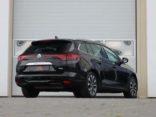 Renault Megane E-Tech Renault Megane Estate 1.6 E-Tech Plug-In Hybrid 160 Intens | - afbeelding nr 2