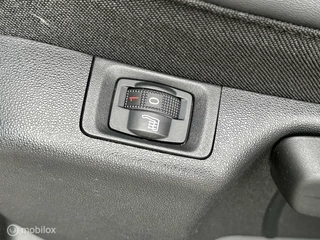 Citroën C3 Aircross Citroen C3 Aircross 110pk Shine I Leder I Navi I Camera - afbeelding nr 22