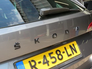 Škoda Kamiq Škoda Kamiq 1.0 TSI 110pk SPORT BNS / Camera / Stoelverw / Led / 18 Inch / Clima / BOVAG garantie - afbeelding nr 20