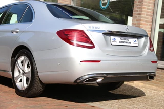 Mercedes-Benz E-Klasse Mercedes-Benz E-Klasse 250 Ambition 9G Widescreen Navi Camera LED Ambiente - afbeelding nr 23