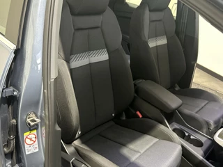 Audi Q4 e-tron | Navigatie | Sportstoelen | Verwarmde voorstoelen | Parkeersensor achter Soh (batterijcheck) 100 % - afbeelding nr 23