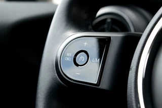 MINI One MINI One Mini 1.5 First Essential Rijklaarprijs-Garantie Navigatie Led Airco 17 Inch Apple carplay - afbeelding nr 30