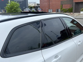 Volvo XC60 Navigatie Panoramadak Luchtvering Camera Head Up Display Leder Dashboard Carplay Elek. Stoel 19 Inch Velgen Stoelverwarming Standkachel Getint Glas On Call 1e Eigenaar Plug In Hybride BTW Auto - afbeelding nr 54