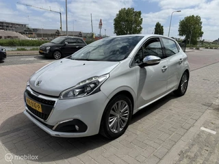 Peugeot 208 Peugeot 208 1.2 PureTech Allure - afbeelding nr 9
