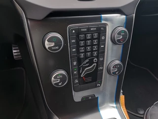 Volvo V40 Volvo V40 2.0 D2 R-Design Business | Origineel NL | Navi | Bi-Xenon | Clima | Cruise | Leder+Alcantara | Stoelverwarming | Pdc | Licht+Regensensor | 16''lm | Voorruitverwarming - afbeelding nr 14