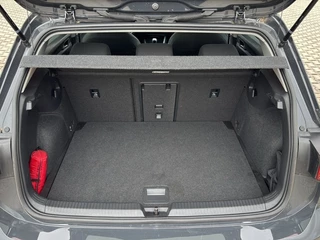 Volkswagen Golf Volkswagen Golf 1.5 TSI LIFE NAVI/ACC/PDC/CARPLAY/STOEL-STUURVERW - afbeelding nr 10