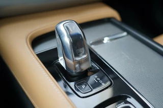 Volvo XC90 Volvo XC90 2.0 T8 Twin Engine AWD Inscription - Dealer onderhouden- Bowers & Wilkins - Panoramisch schuif/kanteldak - Luchtvering - Trekhaak - Adaptieve cruise control - Stoelverwarming en ventilatie - Elektrisch verstelbare stoelen - Standkachel - afbeelding nr 31
