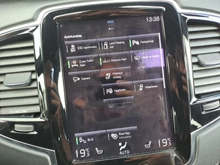 Volvo XC90 Volvo XC90 2.0 T8 Twin Engine AWD R-Design | Pano | Leder | ACC | Stuur & stoelverwarming | Trekhaak | Vol | - afbeelding nr 23