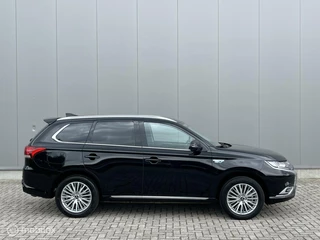 Mitsubishi Outlander Mitsubishi Outlander 2.4 PHEV, Full LED, Trekhaak, Dealer - afbeelding nr 6
