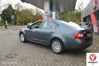 Škoda Octavia Skoda Octavia 1.0 TSI DSG PDC/CARPLAY/AC - afbeelding nr 7