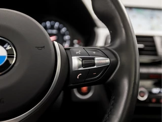 BMW 3 Serie Automaat (PANORAMADAK, M PAKKET, GROOT NAVI, VIRTUAL COCKPIT, STOELVERWARMING, LEDEREN SPORTSTOELEN, PARKEERSENSOREN, GETINT GLAS, ZWART HEMEL, NIEUWSTAAT) - afbeelding nr 22