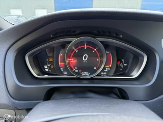 Volvo V40 Volvo V40 2.0 D4 R-Design Business Xenon Lichteschade! - afbeelding nr 14