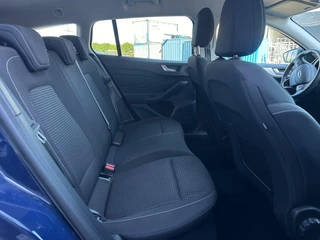 Ford Focus Ford Focus Wagon 1.0 EcoBoost Edition Carplay Navi LED Climate Cruise - afbeelding nr 18