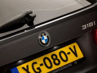 BMW 3 Serie Automaat (PANORAMADAK, M PAKKET, GROOT NAVI, VIRTUAL COCKPIT, STOELVERWARMING, LEDEREN SPORTSTOELEN, PARKEERSENSOREN, GETINT GLAS, ZWART HEMEL, NIEUWSTAAT) - afbeelding nr 30