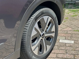 Kia e-Niro Kia E-Niro DynamicLine 64 kWh SOH 100% - afbeelding nr 6
