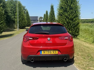 Alfa Romeo Giulietta Alfa Romeo Giulietta QV 1750TBI Rosso Competizione!! - afbeelding nr 34