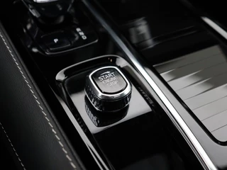 Volvo S60 Volvo S60 T6 PLUG-IN HYBRID LONG RANGE PLUS DARK SCHUIFDAK HARMAN KARDON 3 - afbeelding nr 34