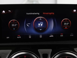 Mercedes-Benz CLA Mercedes-Benz CLA-klasse Shooting Brake 250e Business Solution AMG Limited |  Adaptive cruise | Stoelverwarming | Carplay | Sfeerverlichting | Leder/Alcantara | Navigatie | Full LED - afbeelding nr 27