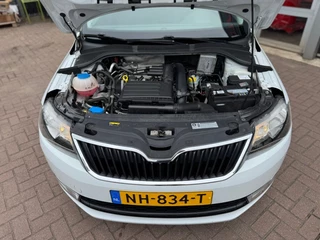 Škoda Rapid Škoda Rapid SPACEBACK 1.2 TSI 90PK GREENTECH DRIVE / PANO / NAVI / DSG! - afbeelding nr 35