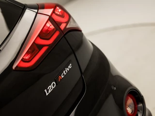 Hyundai i20 Hyundai i20 1.0 T-GDI Active Sport (NAVIGATIE, CLIMATE, STOELVERWARMING, GETINT GLAS, SPORTSTOELEN, LM VELGEN, PARKEERSENSOREN, CRUISE, NIEUWE APK, NIEUWSTAAT) - afbeelding nr 28