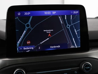 Ford Focus Ford Focus 1.0 EcoBoost Titanium X | Stoel & stuurverwarming | Trekhaak | Adaptive cruise | Camera | Full LED | Carplay | B&O Sound | Digital Cockpit | Keyless | Climate control - afbeelding nr 20