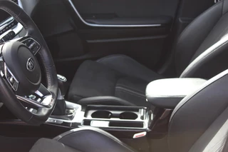 Kia Ceed Sportswagon Kia Ceed Sw 1.0 T-GDi 120pk GT-Line | Sunroof - PanoramaDak | Orig. NL | - afbeelding nr 19
