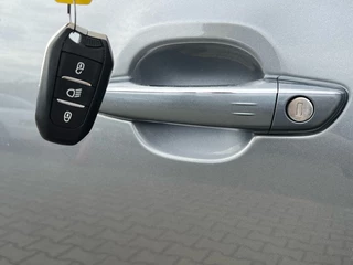 Citroën C3 Aircross Citroën C3 Aircross 1.2 PureTech Feel Navi | Trekhaak | PDC v+a | Clima - afbeelding nr 7