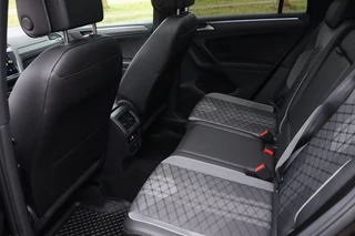 Volkswagen Tiguan Pano/IQ.Light/DCC/Keyless/Camera/Dodehoek/20