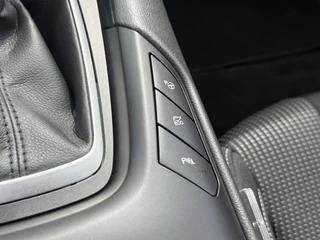 Ford Mondeo Ford Mondeo Wagon 2.0 IVCT HEV Titanium 187pk Cruise Control | Navigatie | Apple Carplay / Android Auto | Climate control | Extra Winterbanden set! - afbeelding nr 31
