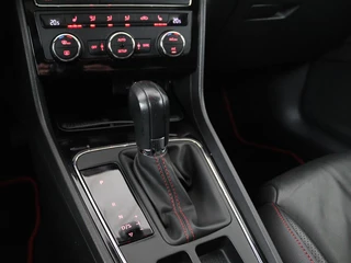 SEAT Leon SEAT Leon 2.0 TSI FR Business Intense | Panoramadak | Apple CarPlay | Leder |Navigatie | Stoelverwarming | Cruise Control | LMV 18 - afbeelding nr 14