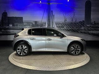 Peugeot 208 Peugeot 208 1.2 PureTech GT *Pano*Camera*Carplay* - afbeelding nr 2