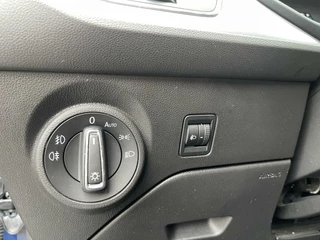 SEAT Leon Seat Leon ST 1.4 EcoTSI Xcellence AUTOMAAT|PANORAMADAK|CARPLAY|TREKHAAK|KEYLESS|ACC|RIJSTROOK SENSOR|SFEERVERLICHTING - afbeelding nr 29