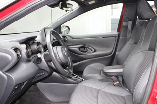 Toyota Yaris Toyota Yaris 1.5 Hybrid Executive Zwart dak Leder bekleding - afbeelding nr 3