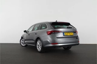 Škoda Octavia ŠKODA Octavia Combi 1.0 e-TSI Ambition > Trekhaak/Camera/Sfeerverlichting/Stoelverwarming... - afbeelding nr 10