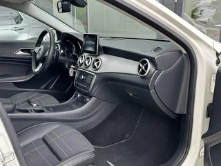 Mercedes-Benz GLA Mercedes-Benz GLA180 Prestige Automaat Airco Cruise Navi LED - afbeelding nr 11