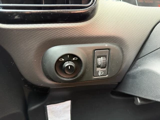 Citroën C4 Cactus Citroën C4 Cactus 110PK Shine | DAB | Camera | Trekhaak | Cruise - afbeelding nr 21